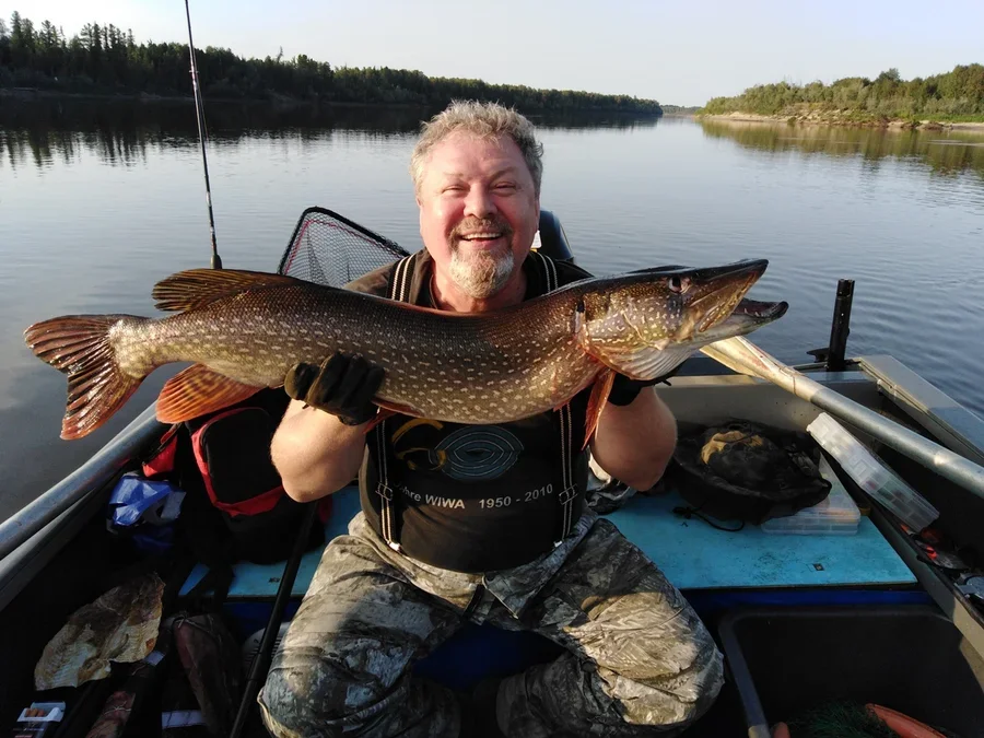 Рыбалка в Югре – от трофейного сплава до семейного отдыха