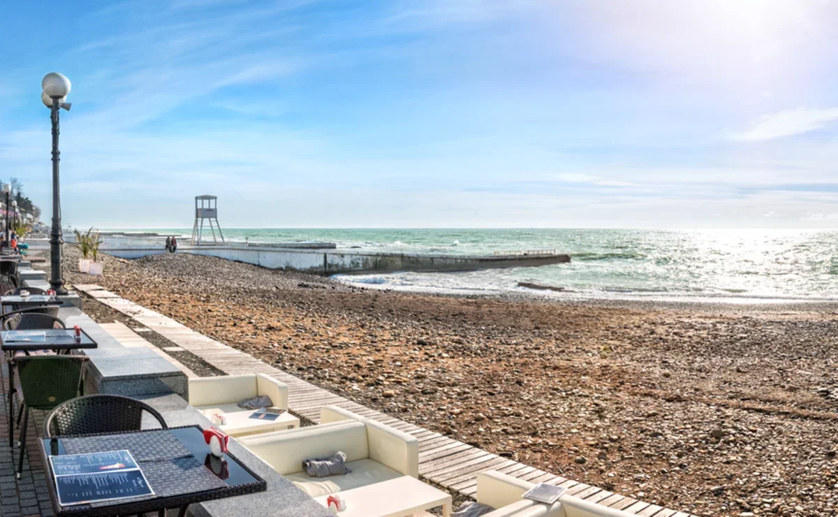 Лето на юге 2024. Море архипо осиповка 2020. Пляж джемете анапа 2022. Сочи надпись. Архипо-осиповка люди на пляже.