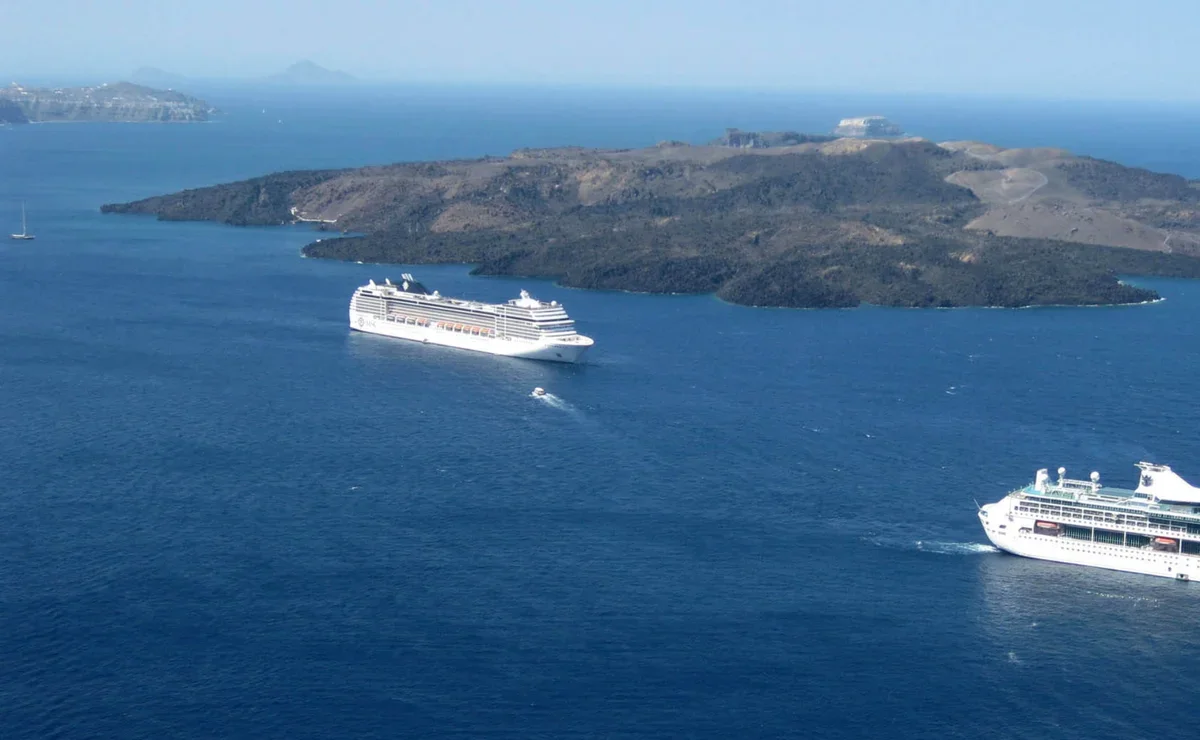 Круизная компания Selectum Blu отменяет круизы по островам Греции из-за проблем с визами