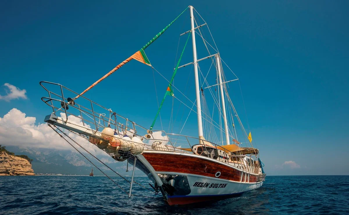 Туроператоры начали продажу яхтенных туров в Турцию