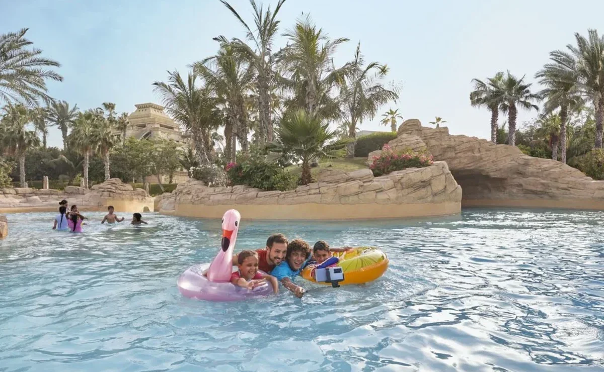 Дубай: бесплатный отдых для детей до конца сентября