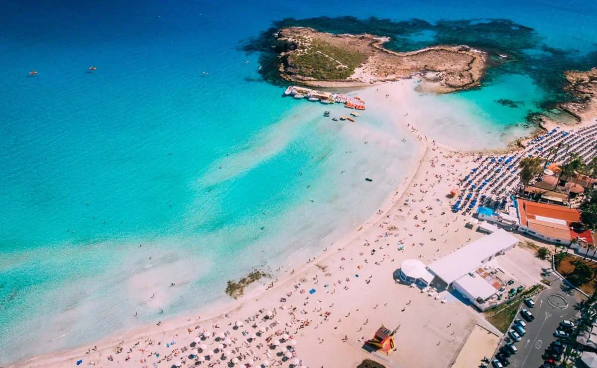 Пляжных туров на Кипр на доступной перевозке стало больше