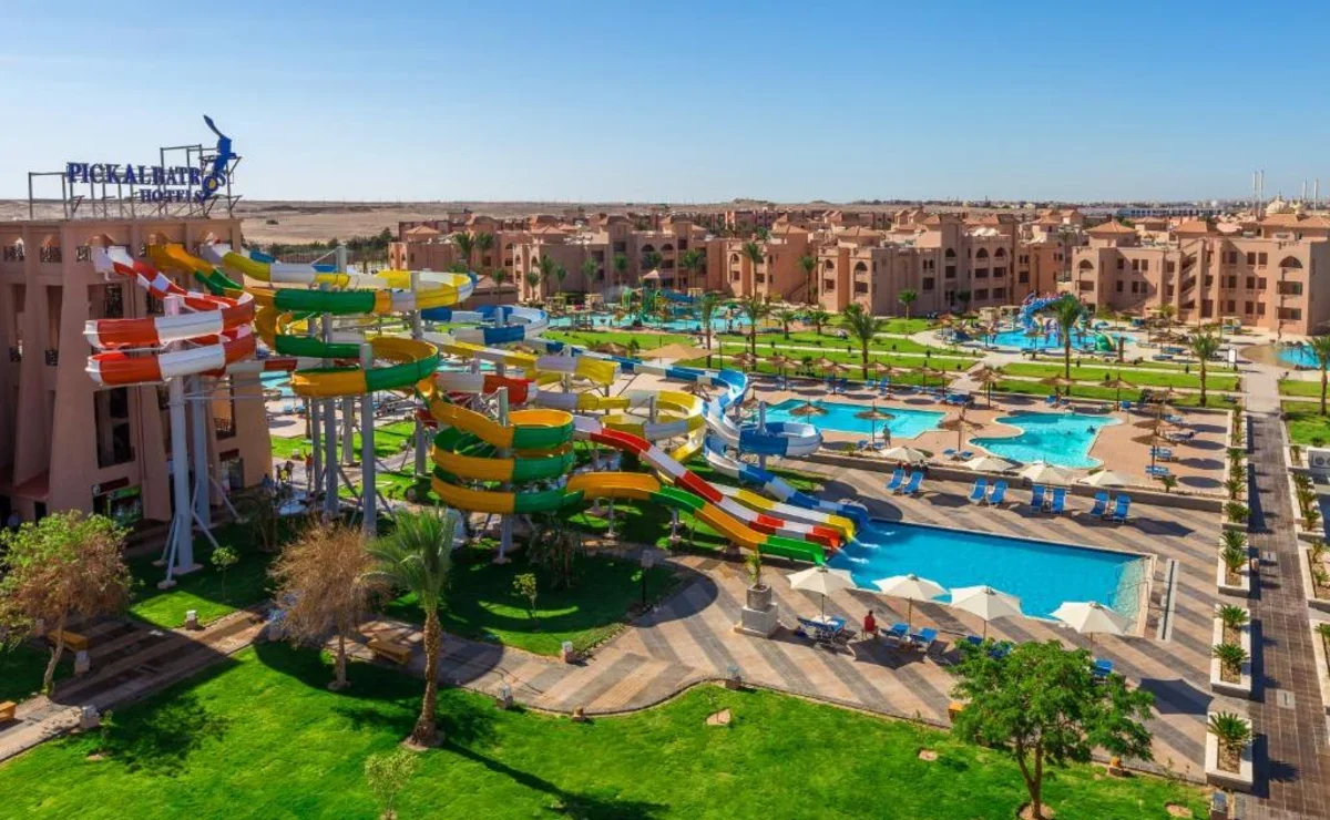 В каких отелях Египта можно пользоваться территорией и услугами соседней гостиницы