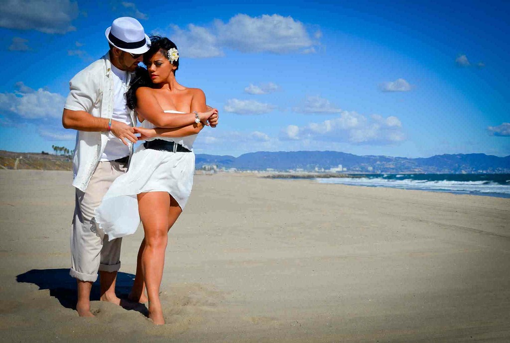 Лесби сілекейі ағып жатқан түкіріп жатқан порно