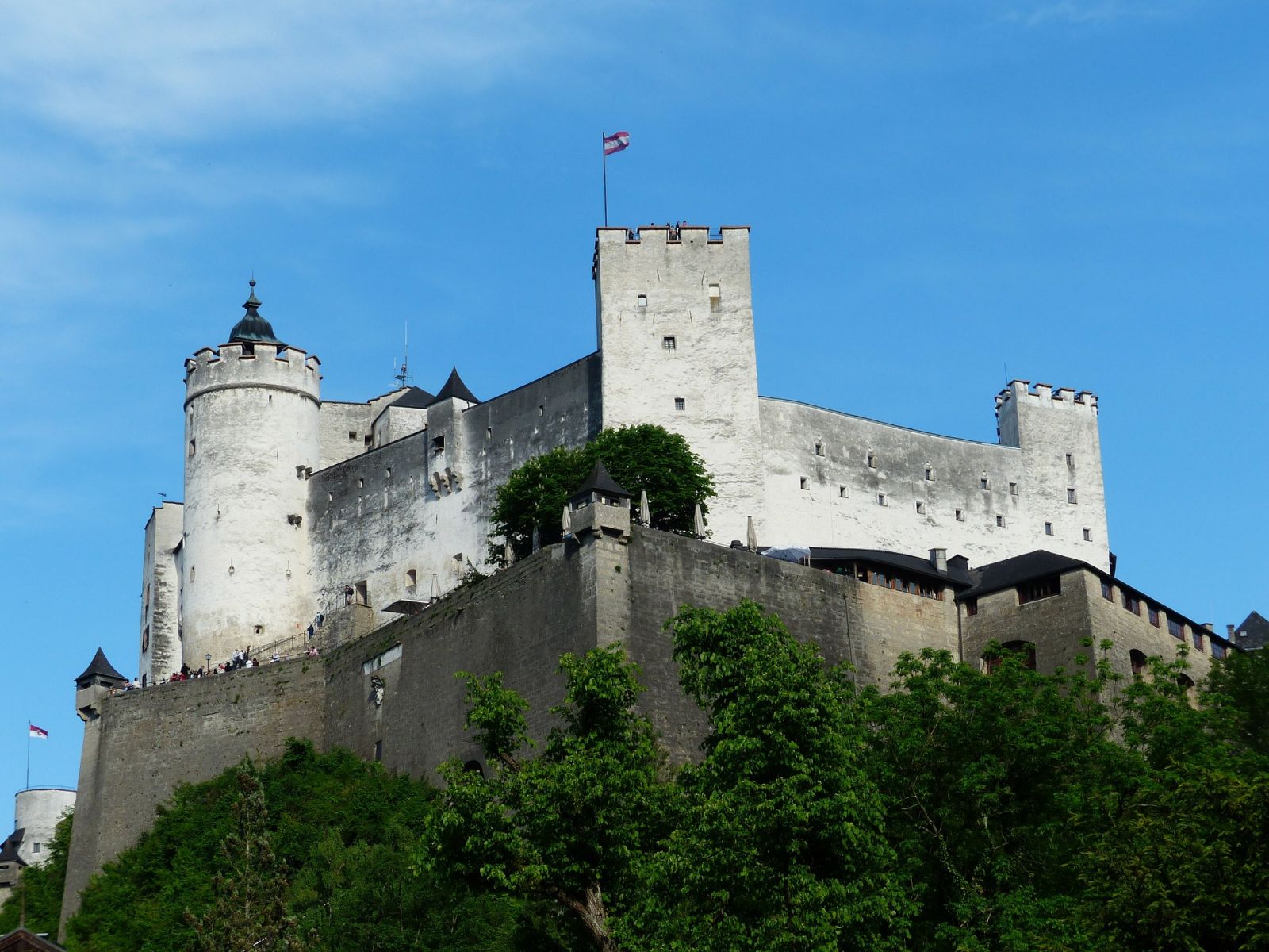ТОП-10 самых больших зарубежных средневековых крепостей | Ассоциация  Туроператоров